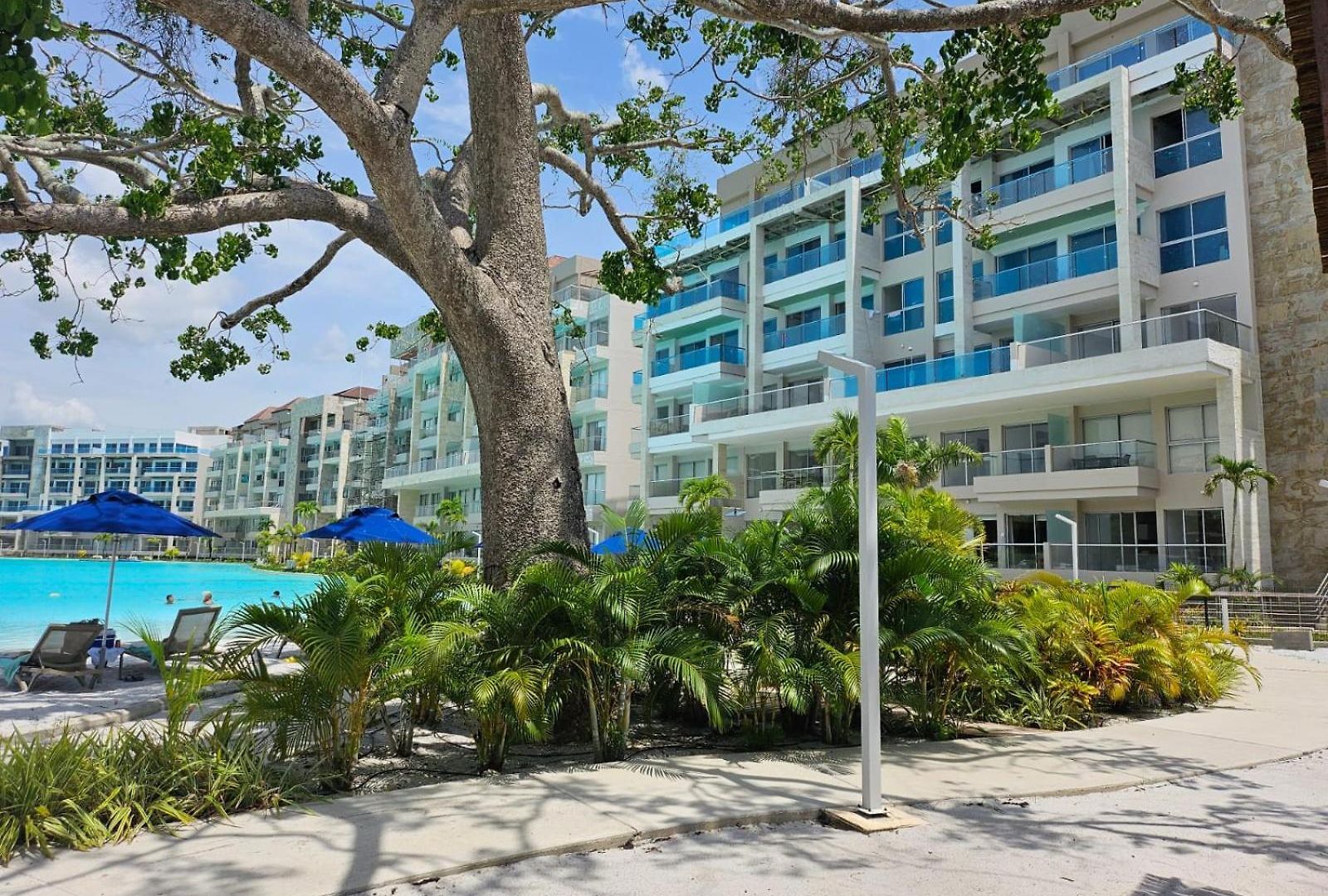 Baia Kristal De Lujo Apartamento