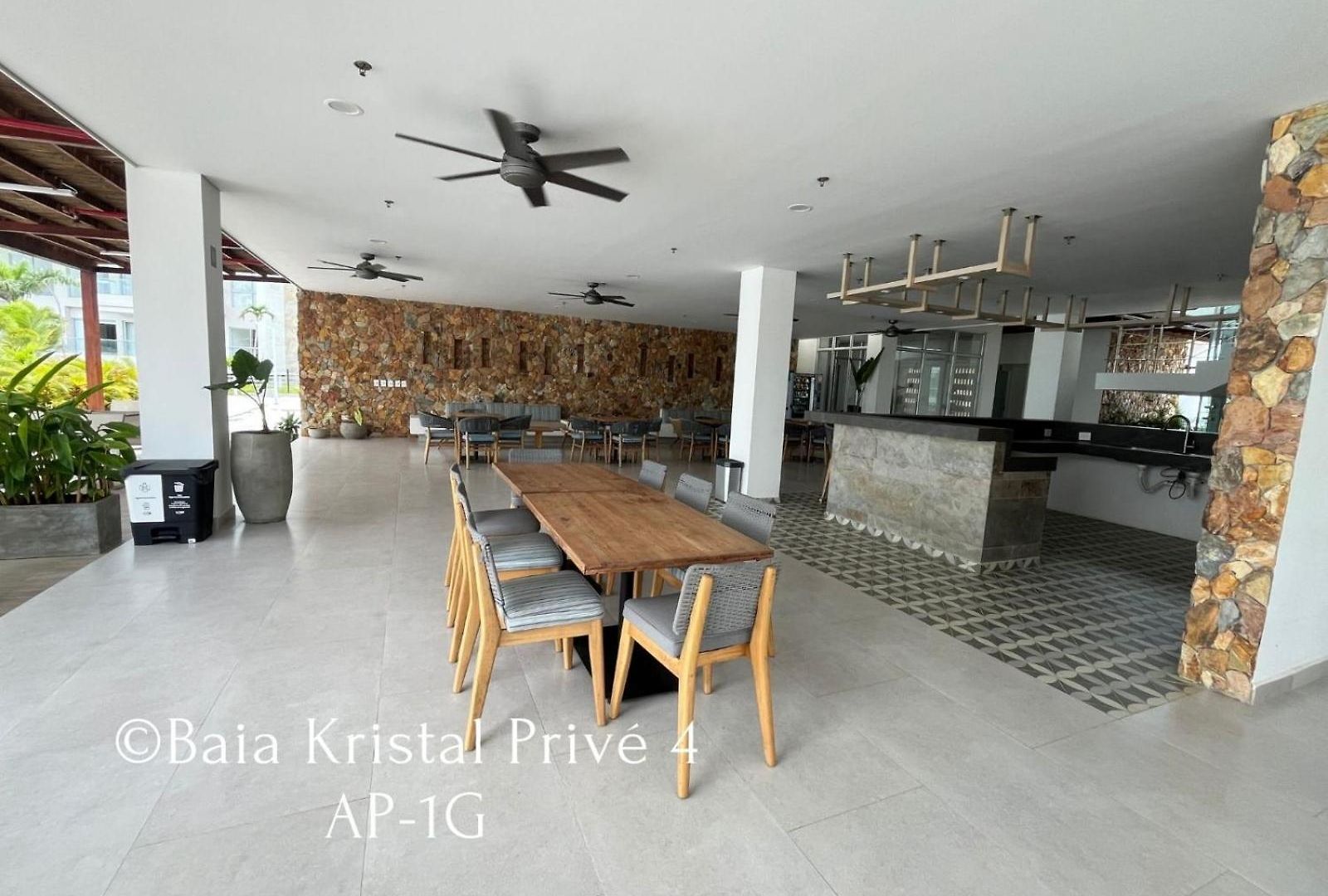 Baia Kristal De Lujo Apartamento *