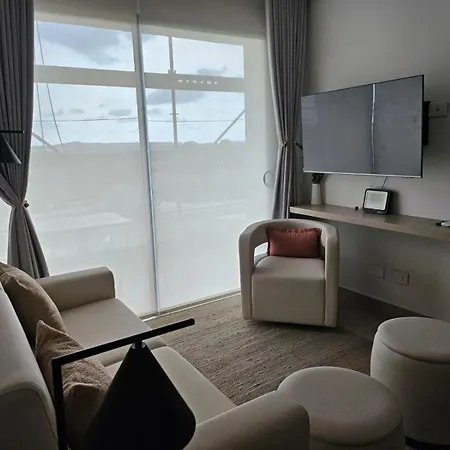 Baia Kristal De Lujo Apartamento