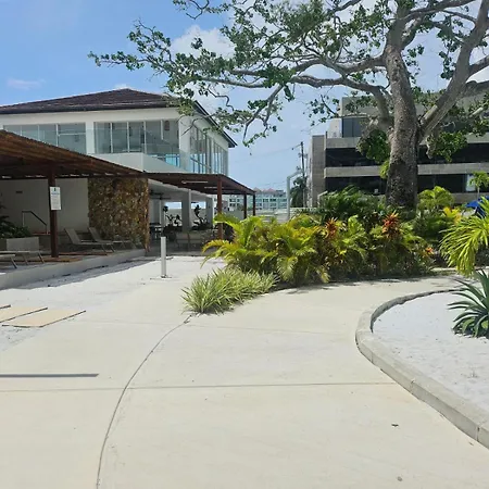 Baia Kristal De Lujo Apartamento *